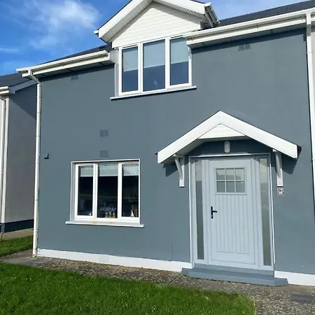 Holiday home 35 Atlantic View, Kilkee
